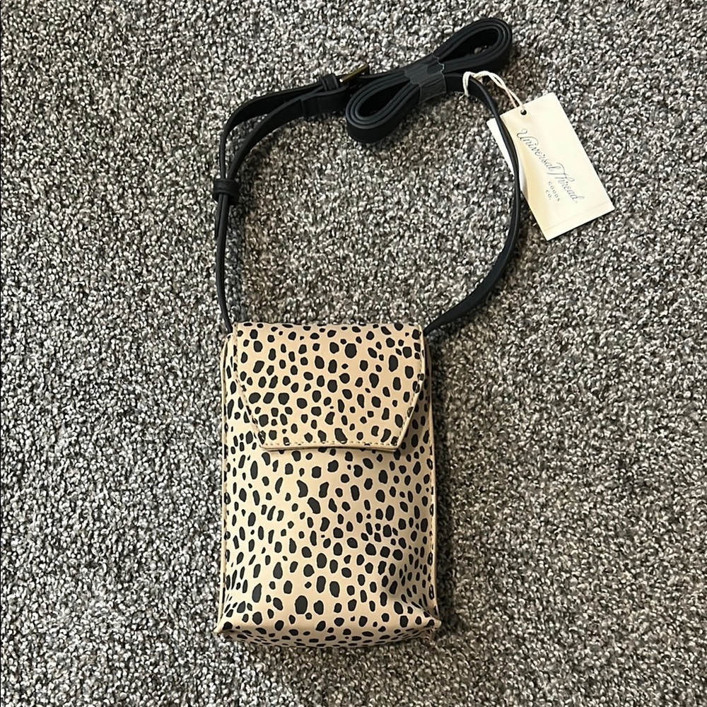 Universal Thread Tan and Black Crossbody Bag